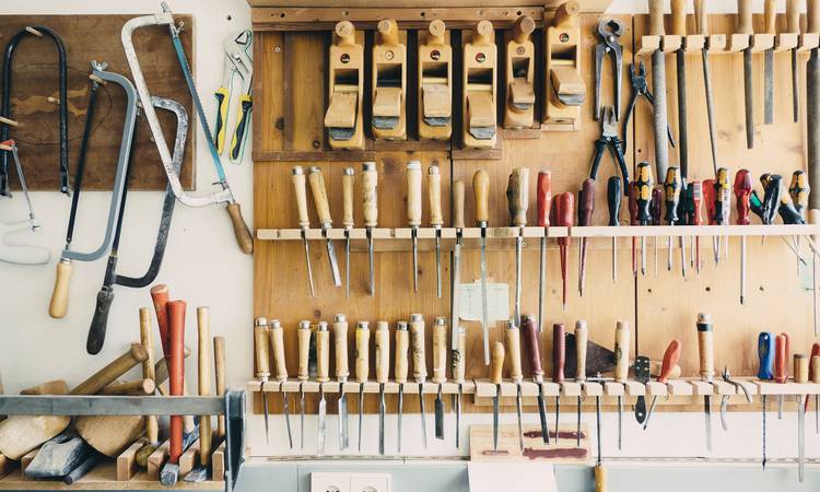 Ardèche ancienne: Les outils du charpentier