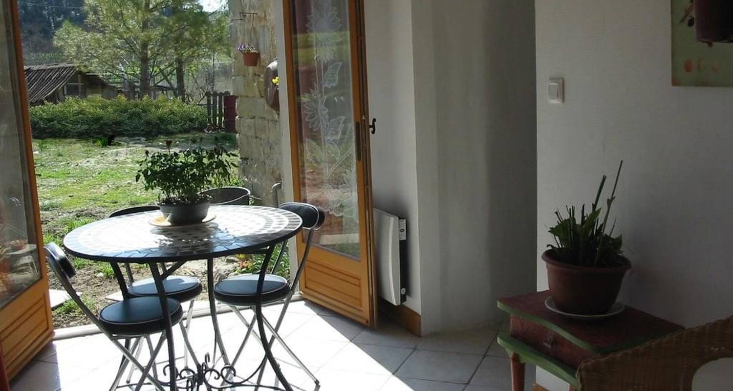 Amueblado: logis des vendangeurs en caunette-sur-lauquet (103465)