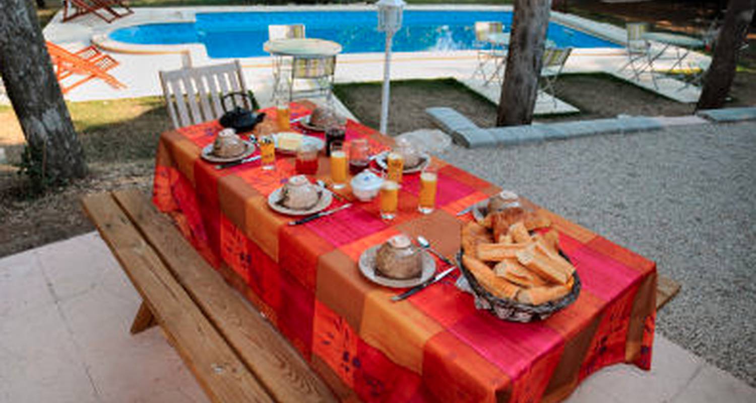 Bed & breakfast: domaine des cigalines in portes-en-valdaine (105886)