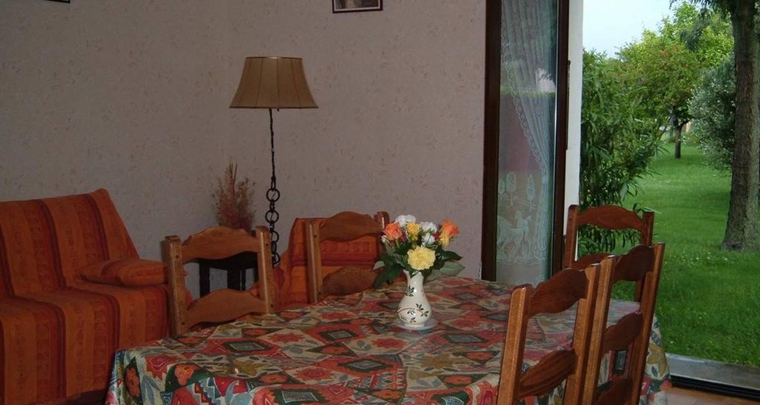 Furnished accommodation: gîte de rodèche in chomérac (105970)