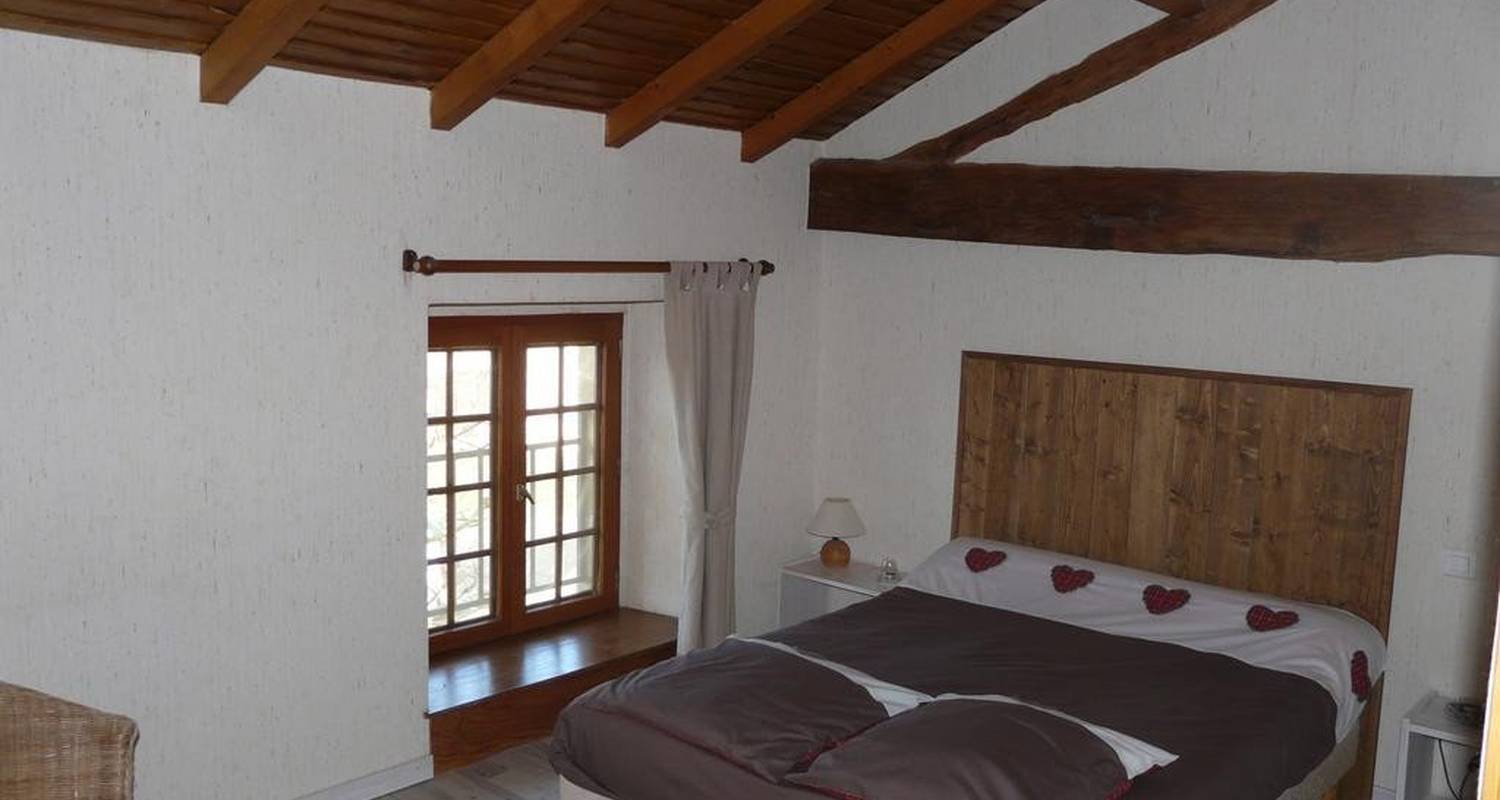 Chambre d'hôtes: les ecots à availles-limouzine (107447)