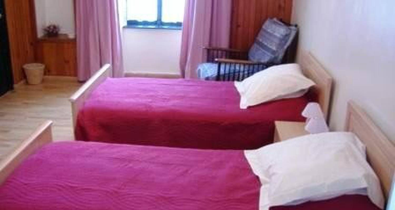 Bed & breakfast: les hirondelles, chabanol in chaméane (108127)