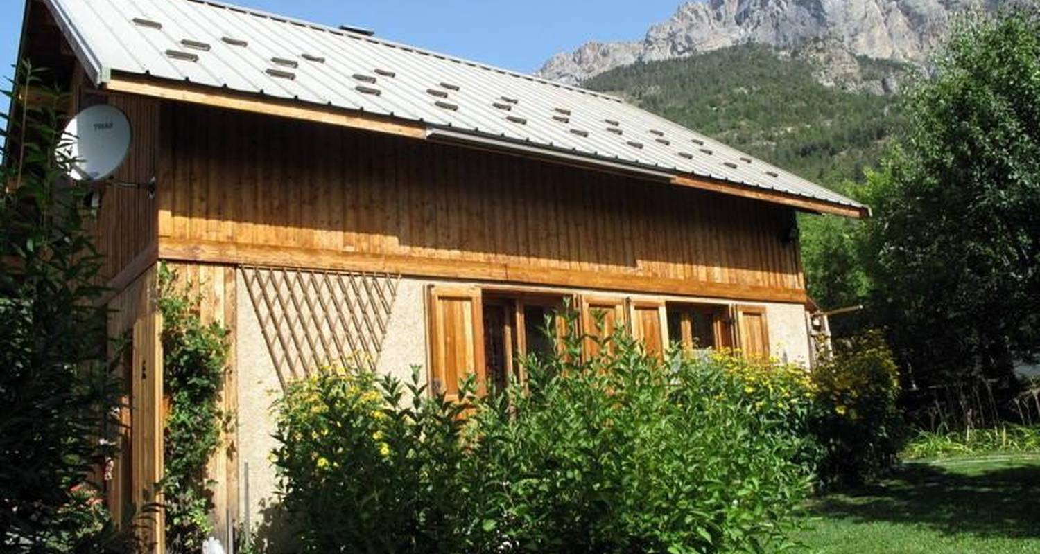 Furnished accommodation: chalet de montagne in l'argentière-la-bessée (108295)