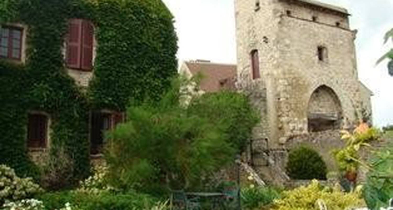 Chambre d'hôtes: maison du prince de condé à charroux (108554)