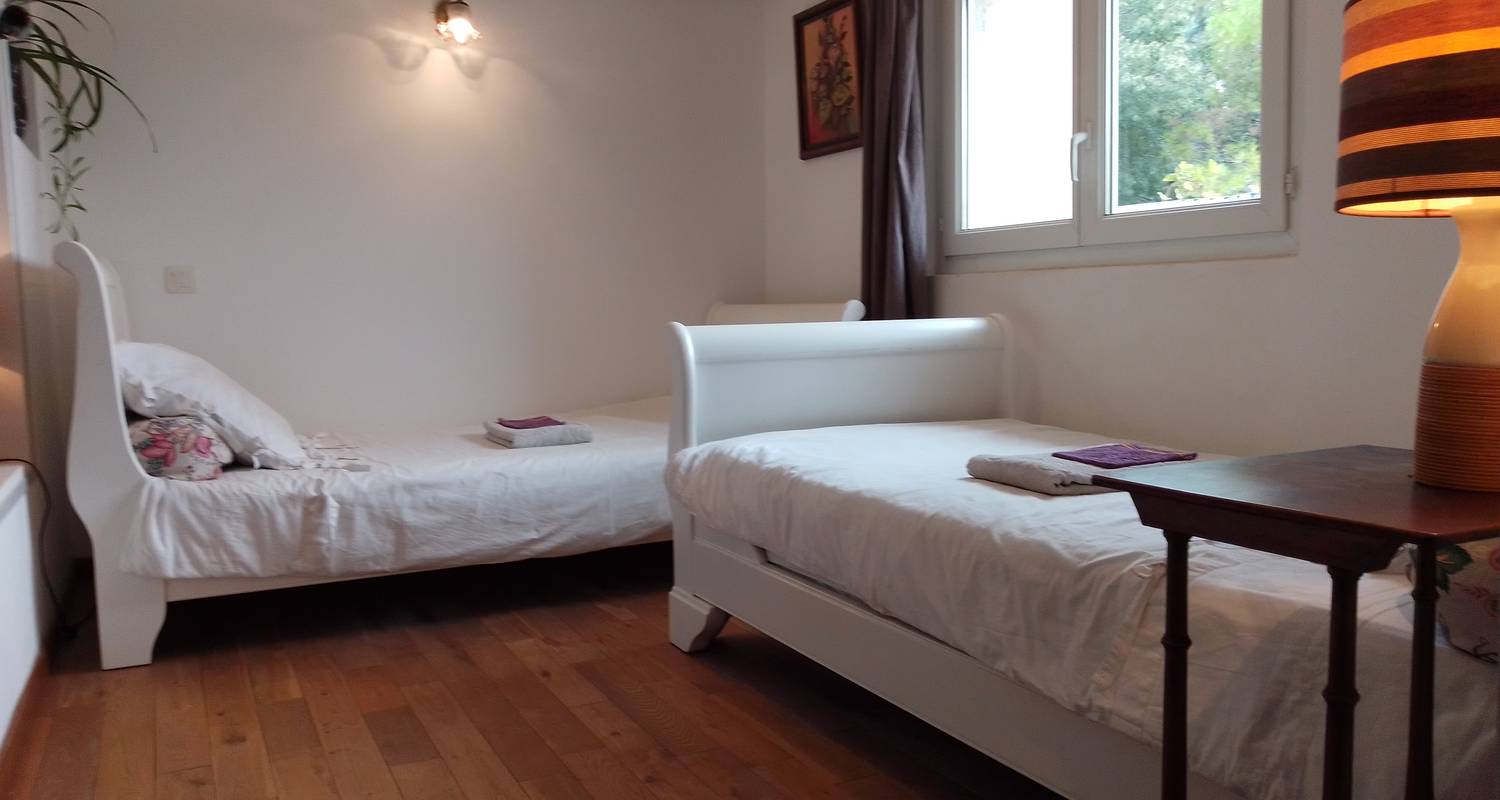 Le Jardin Suspendu 3 Chambres D Hotes Pour 6 Personnes A Gignac 25573