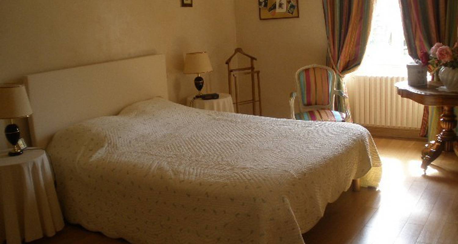 Chambre d'hôtes: la pocterie à vouneuil-sur-vienne (108915)