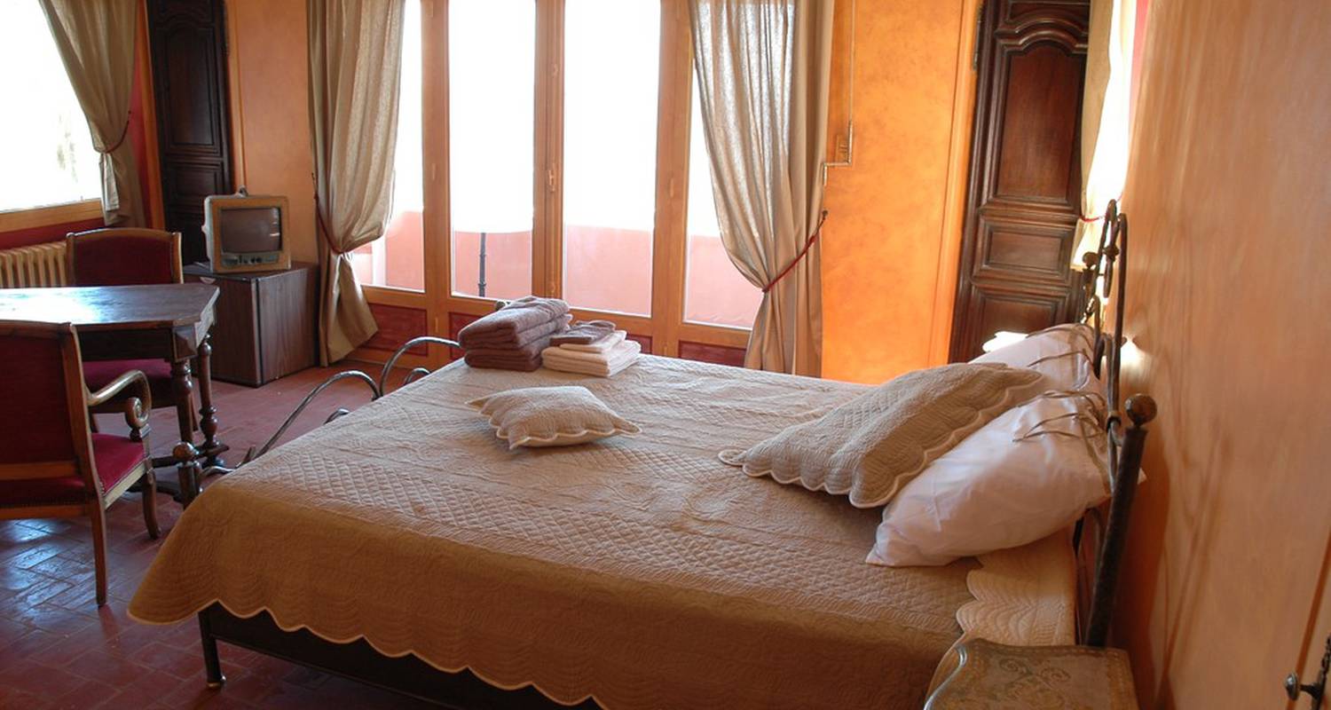 Chambre d'hôtes: villa coste d'or à grasse (113979)