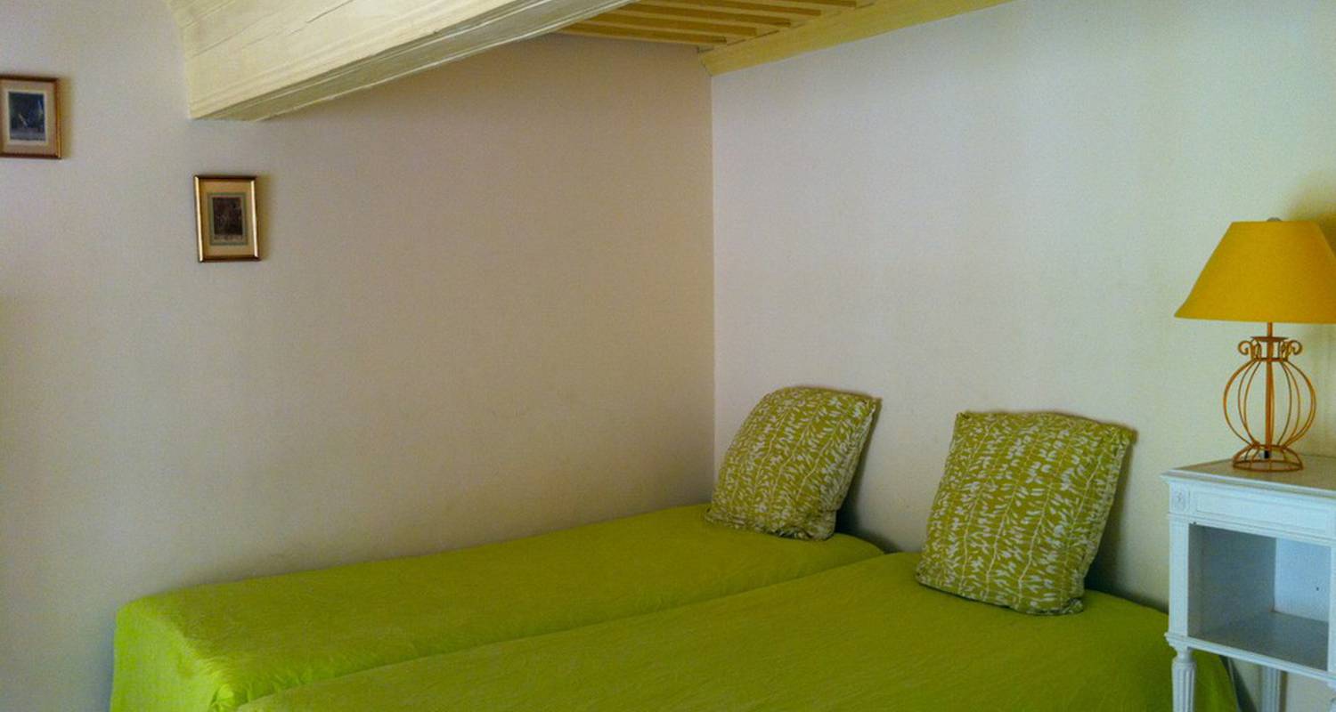 Furnished accommodation: le victor appartement in aix-en-provence (114418)