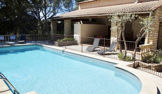 Location 5 pers  Provence piscine tennis pétanque  photo