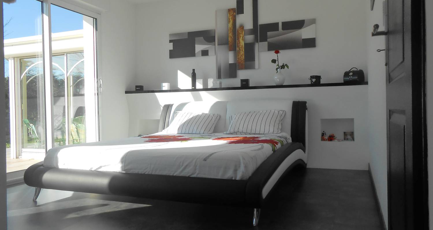 Logement meublé: chambre chez un particulier à parempuyre (122877)