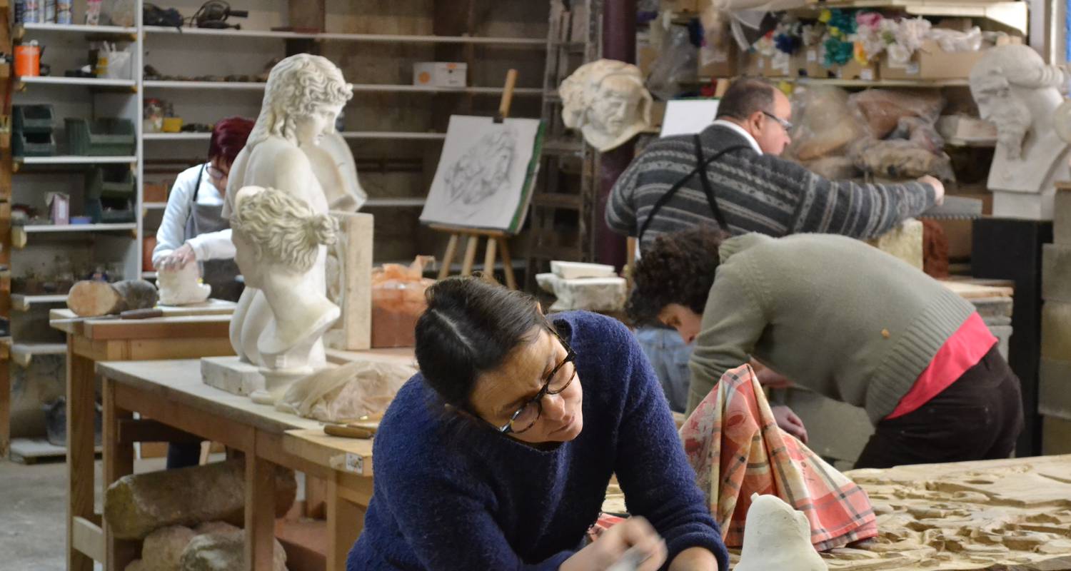 Activity: sculpture courses on wood in roanne (134128)