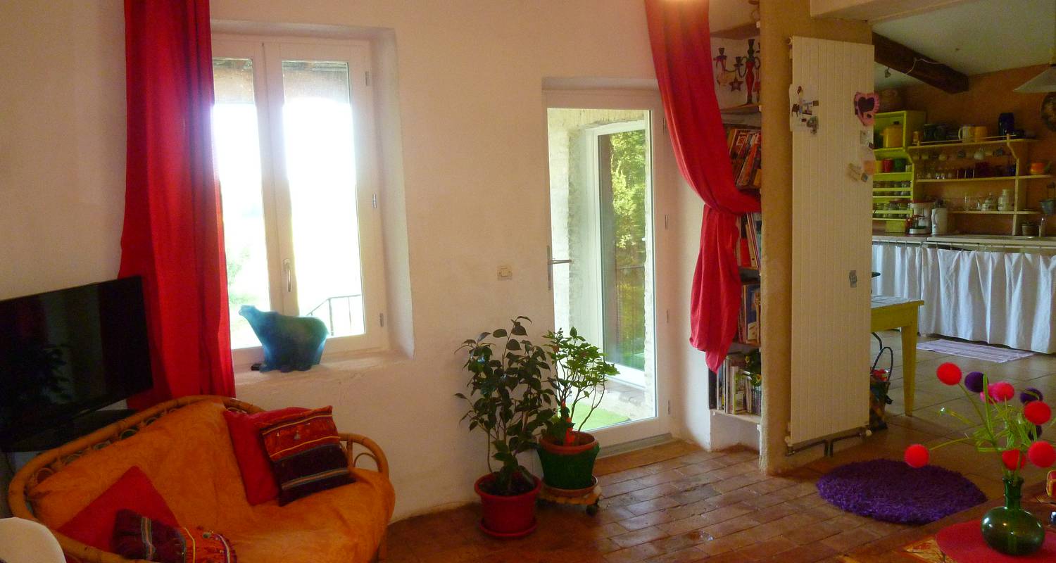 Other kind of rental accommodation: maison d'artiste, ancien couvent  in salettes (125447)