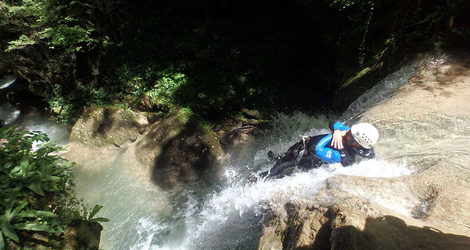 Activité: canyoning & sensations rafraîchissantes à pont-de-l'isère (126036)