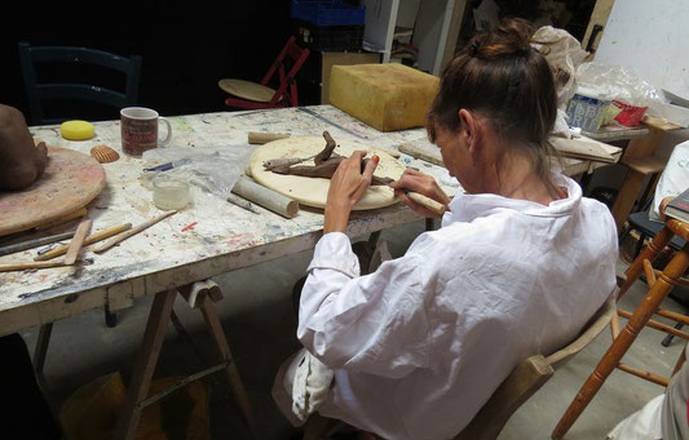 Stage d'été de modelage de terres sigilées