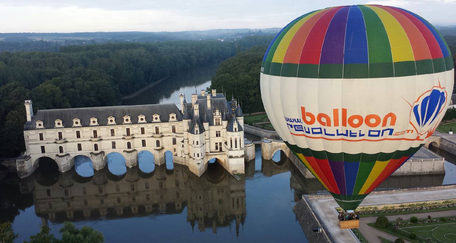 Bapteme Et Vol En Montgolfiere In Amboise