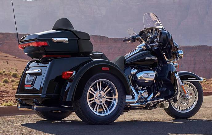 Découverte de l'Ardèche en Harley Davidson Tri Glide Ultra