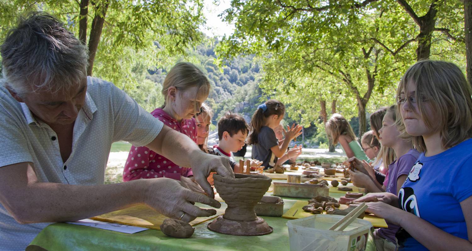 Activité: poterie à anduze (127386)