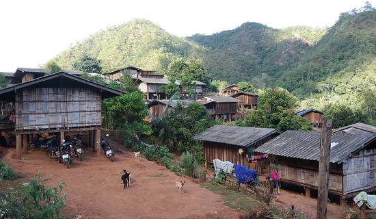 Trek découverte initiation à la survie en Thaïlande " Jungle Lahu"