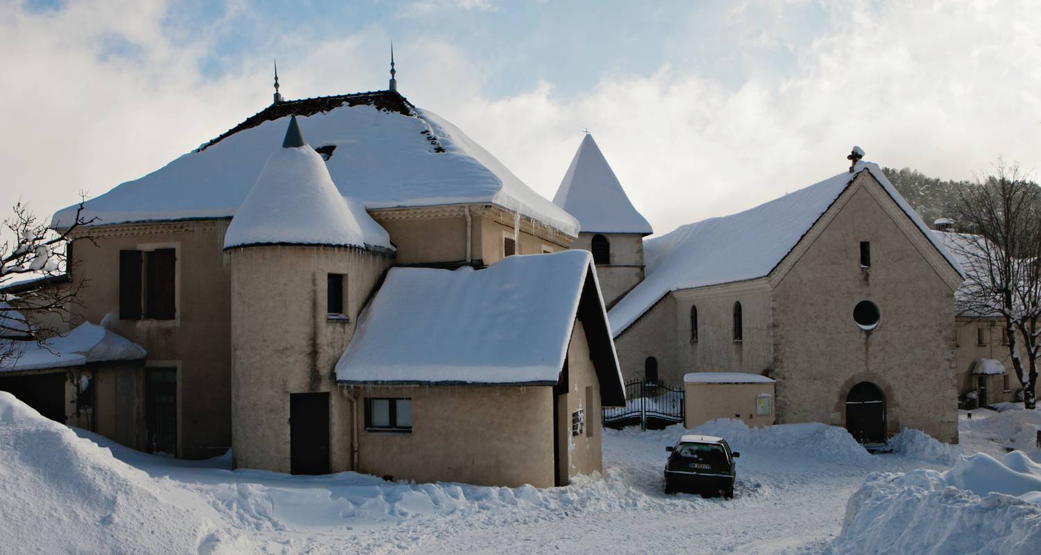 Group gîte: l'ancienne ecole in saint-andéol (130066)
