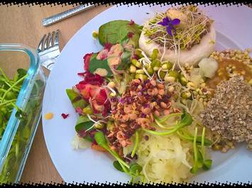 Healthy  school food "live different"