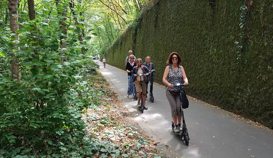 Paris on Electric scooter : Off the beaten track Tour
